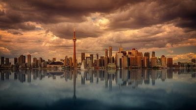 Die kanadische Stadt Toronto bei Sonnenaufgang.